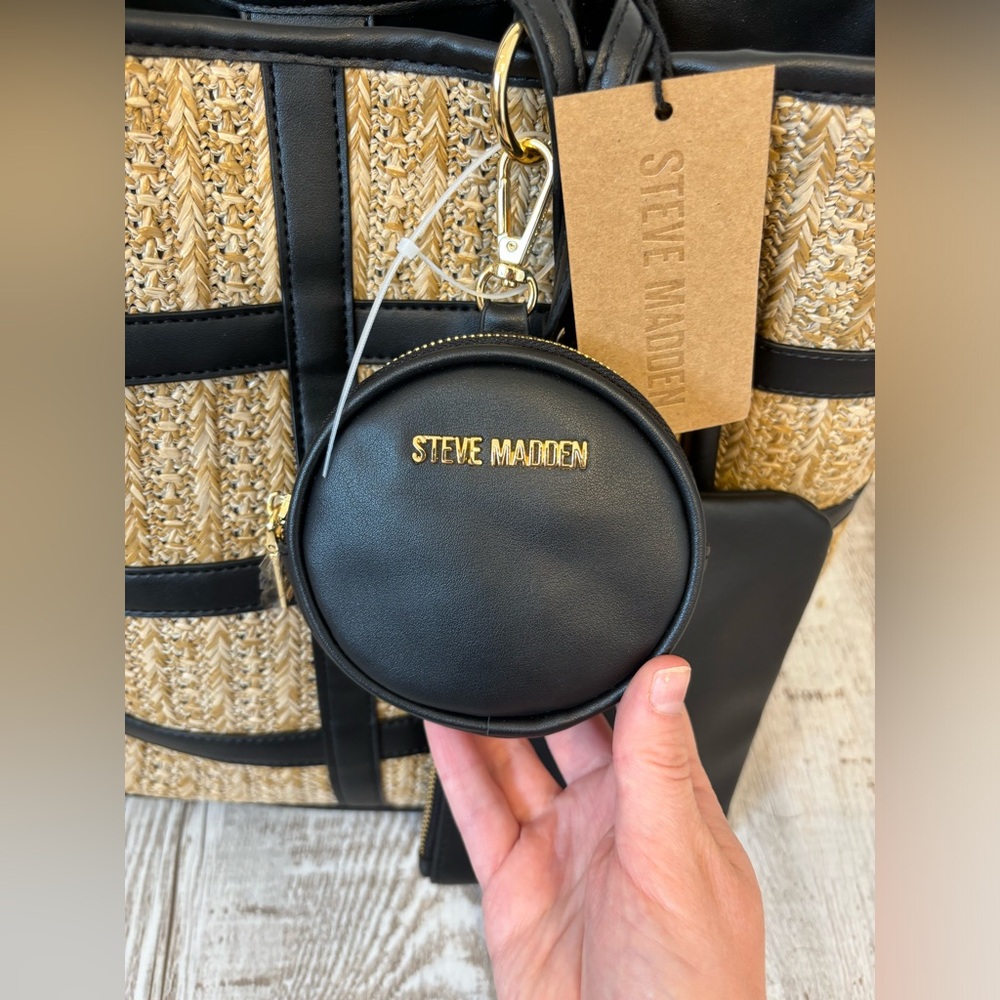 Steve Madden TikTok Women’s BJEWEL handbag black with coin purse and zip-pouch - Picture 2 of 12